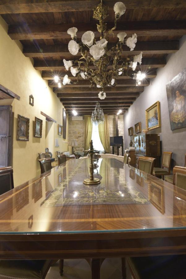 אובדה Casa Palacio El Caballero De Malta מראה חיצוני תמונה